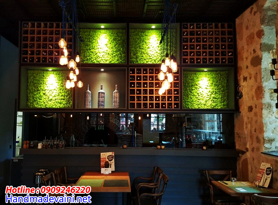 Tường rêu trang trí handmade quán cafe